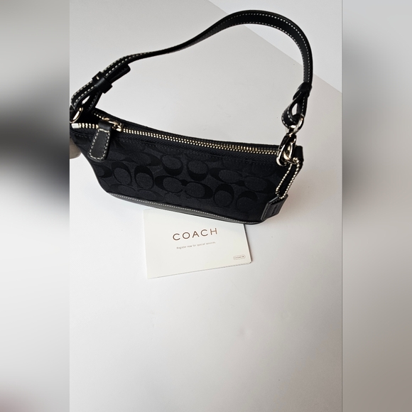 Coach Monogram Black Women's Bag - Picture 5 of 12